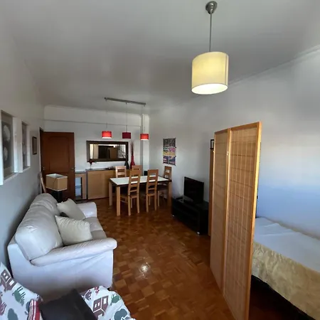 3f Bocage - Centro De Apartamento